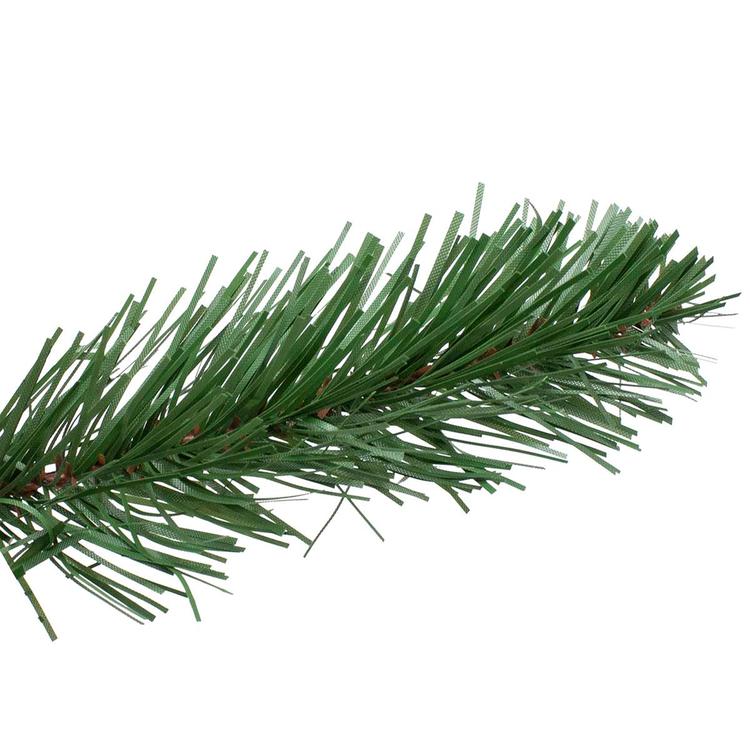 Northlight Seasonal 9ft. Spruce Artificial Christmas Garland