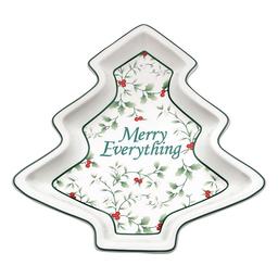 Pfaltzgraff(R) Winterberry Tree Figure Plate