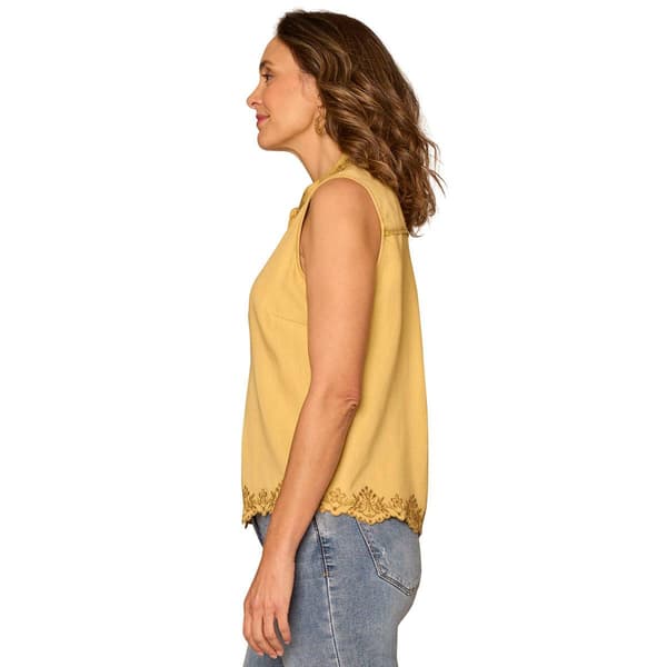 Womens Democracy Sleeveless 1/2 Placket Front Blouse