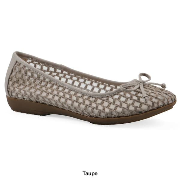 Womens Cliffs by White Mountain Chelcy Ballet Flats