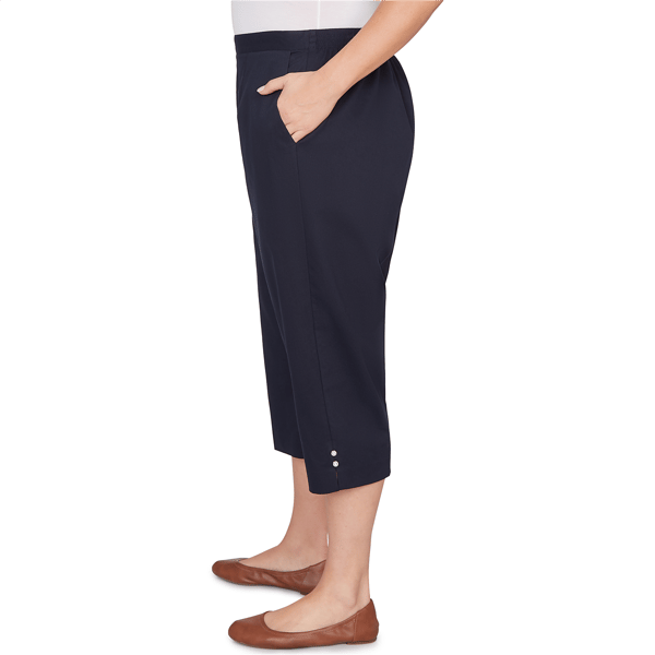 Plus Size Alfred Dunner Classics_S6 Solid Twill Button Hem Capri