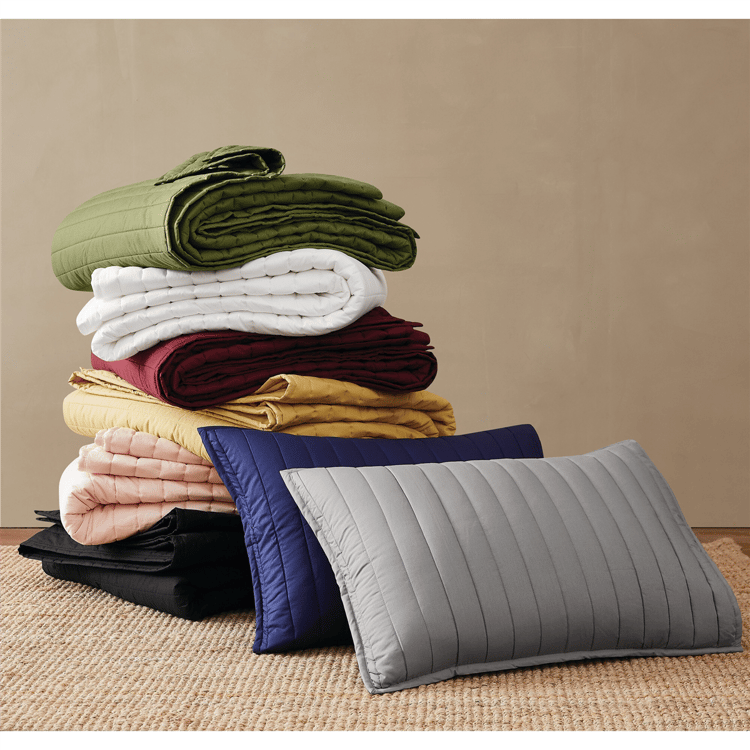 Brooklyn Loom Solid Cotton Percale 3pc. Quilt Set