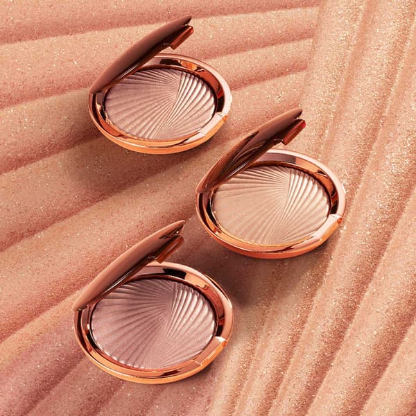 Est&#233;e Lauder&#8482; Bronze Goddess Highlighting Powder Gelee