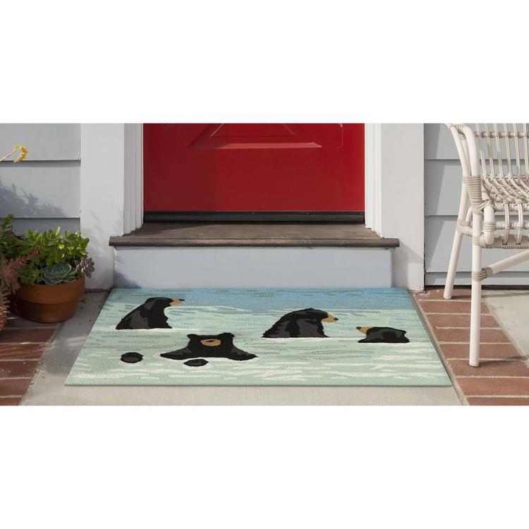 Liora Manne™ Frontporch Bathing Bears Indoor/Outdoor Accent Rug