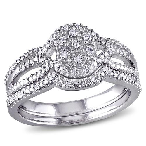 Loveblooms(tm) Round 1/7ctw. Diamonds Bridal Ring Set