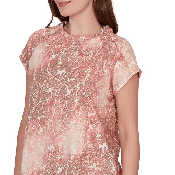 Womens Skye’s the Limit Key Items Cap Sleeve Faded Paisley Tee
