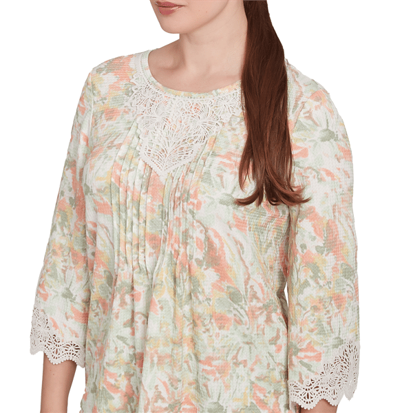 Womens Ruby Rd. Tropical Oasis Floral Lace Watercolor Blouse