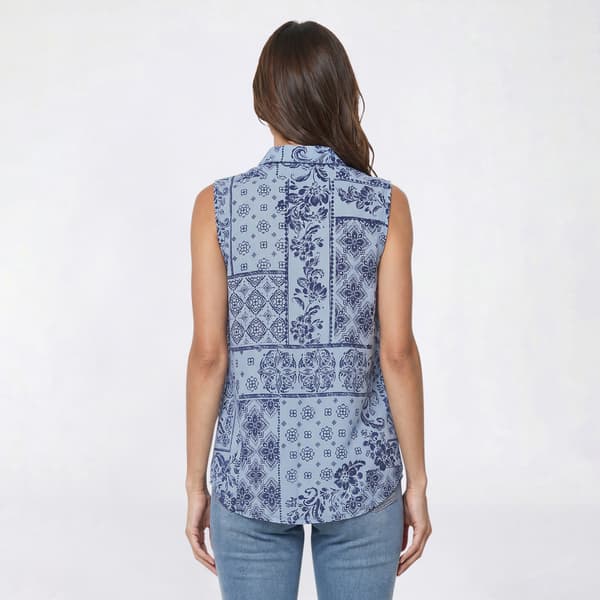 Petite Emily Daniels Sleeveless Medallion Two Pocket Blouse