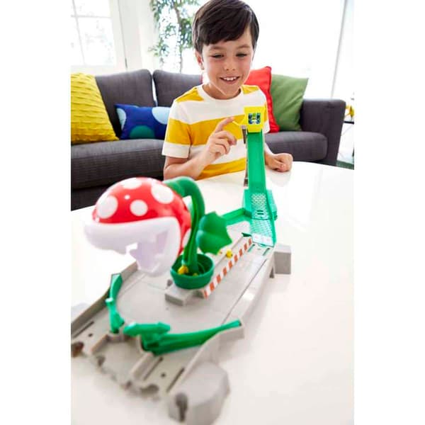 Hot Wheels Mario Kart Piranha Plant Track Set