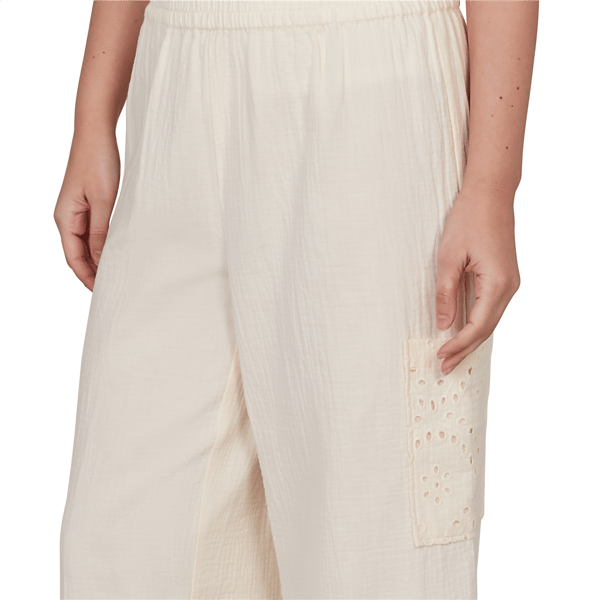 Womens Ruby Rd. Renaissance Romance Pull On Cargo Capris