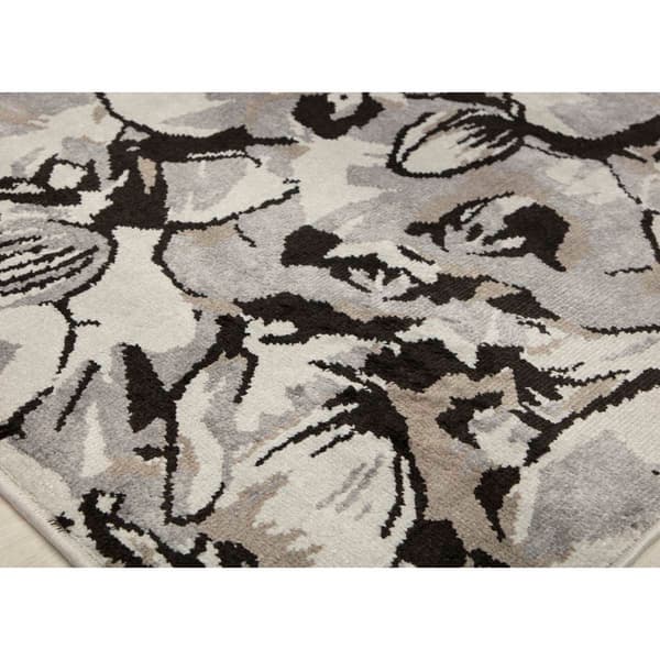 Elizabeth Sutton Floral Border Rectangular Area Rug