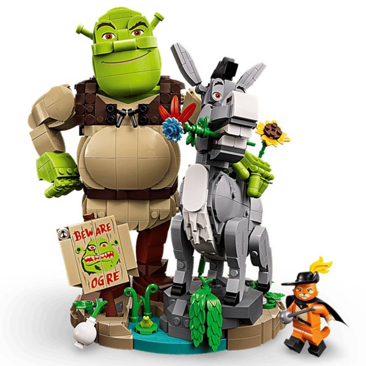 LEGO® Shrek, Donkey & Puss in Boots