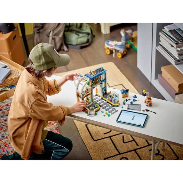 LEGO® City Central Train Station