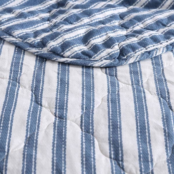 Stone Cottage Willow Way Striped 136 TC Reversible Quilt Set