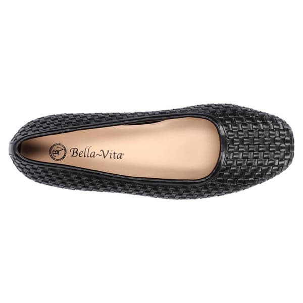 Womens Bella Vita Kimiko Square Toe Flats