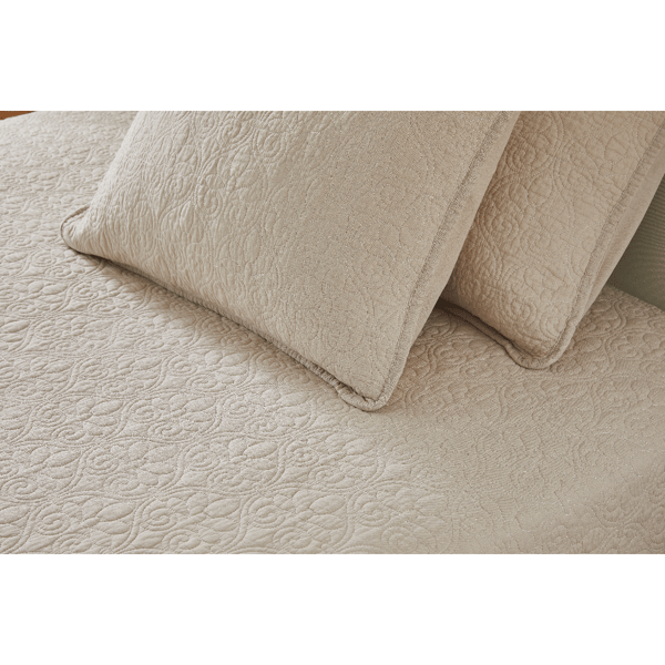 Patina Vie 3pc. Zafira Cotton Stitched Embroidered Quilt Set
