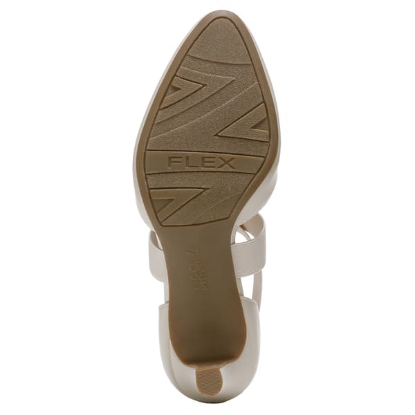 Womens LifeStride Gallery Classic Almond Toe Pumps