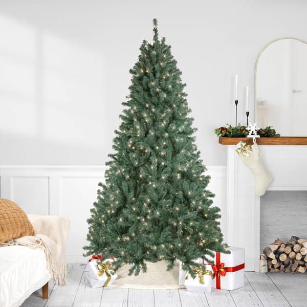 Northlight Seasonal 7.5ft. Pre-Lit Colorado Spruce Christmas Tree