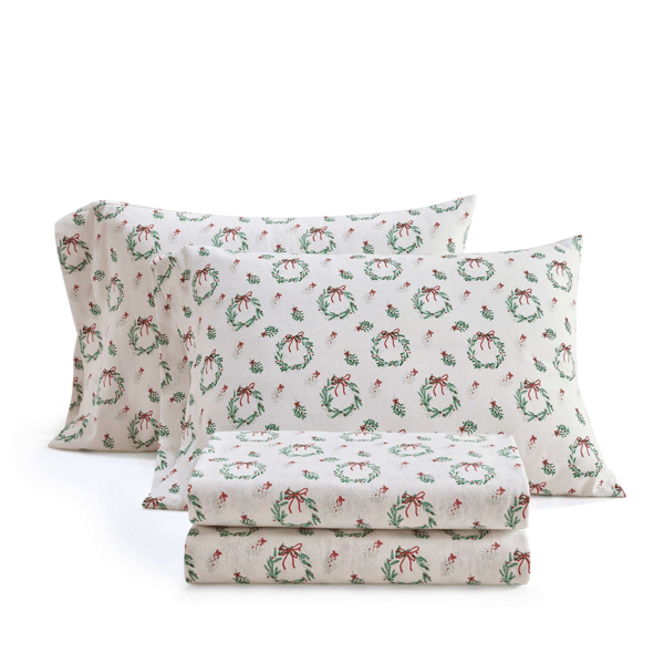 Martha Stewart Wreaths & Mistletoe Sheet Set