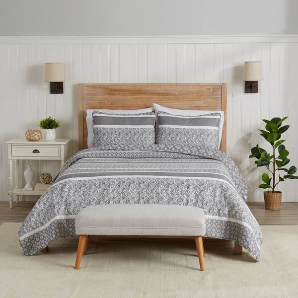 FreshFolds 3pc. Paisley Floral Reversible Bedspread Quilt Set