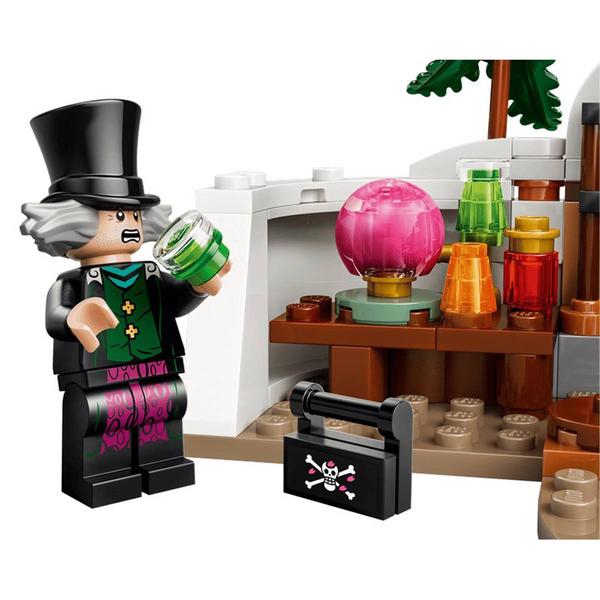 LEGO® One Piece Dr. Hiriluk''s Hideout