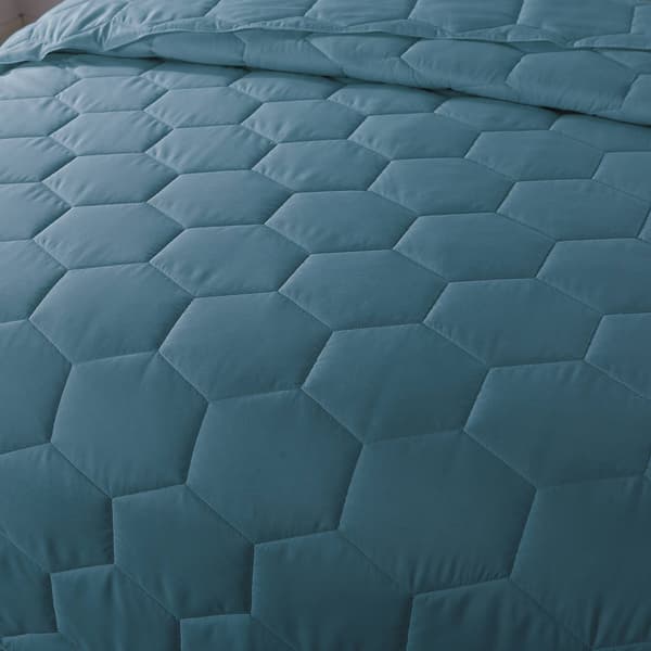 St. James Home Honeycomb Stitch Down Alternative Blanket