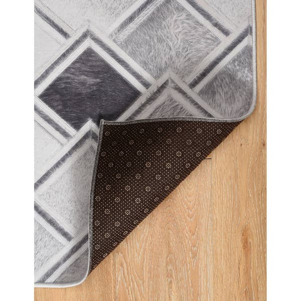 Linon Laredo Fortin Rectangle Area Rug - 3x5