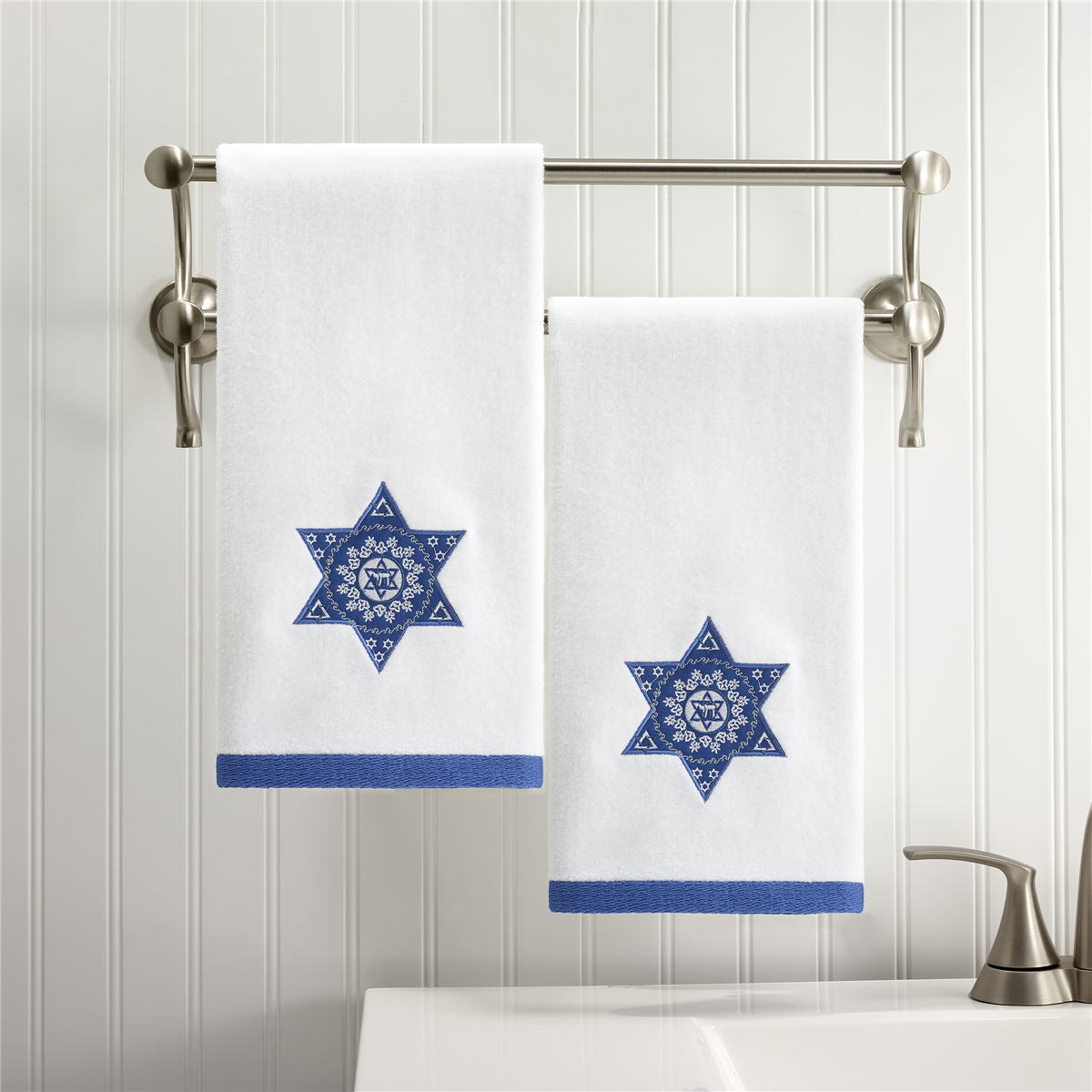 Avanti Star Light 2pk. Hand Towel Set