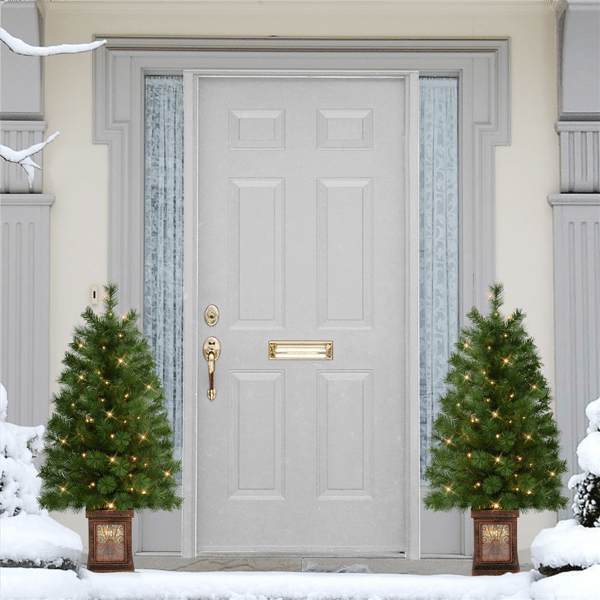 Puleo International Pre-Lit Potted Christmas Trees - Set of 2