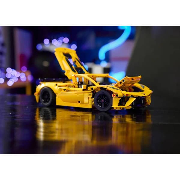 LEGO&#174; Chevrolet Corvette Stingray Building Kit