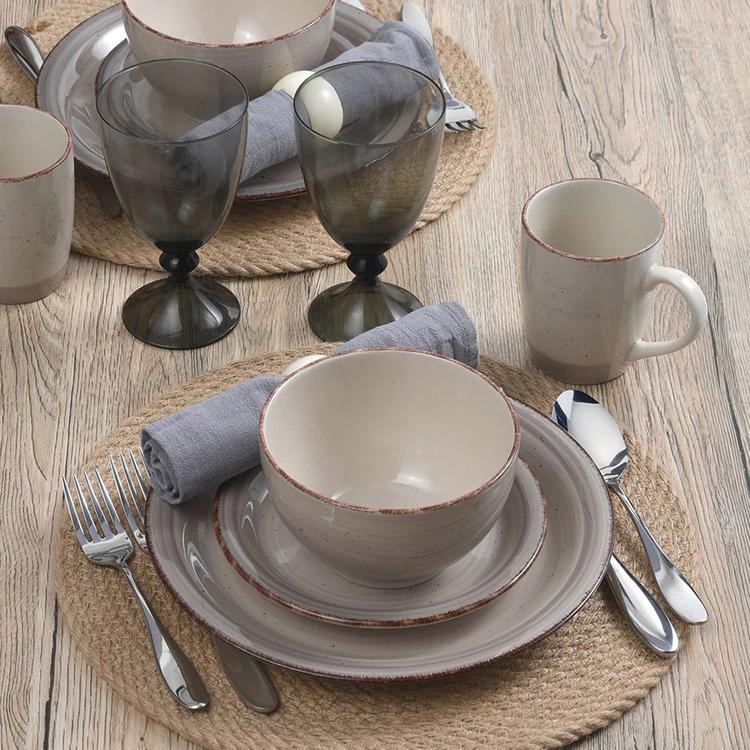 Pfaltzgraff Sadie 16pc. Dinnerware Set