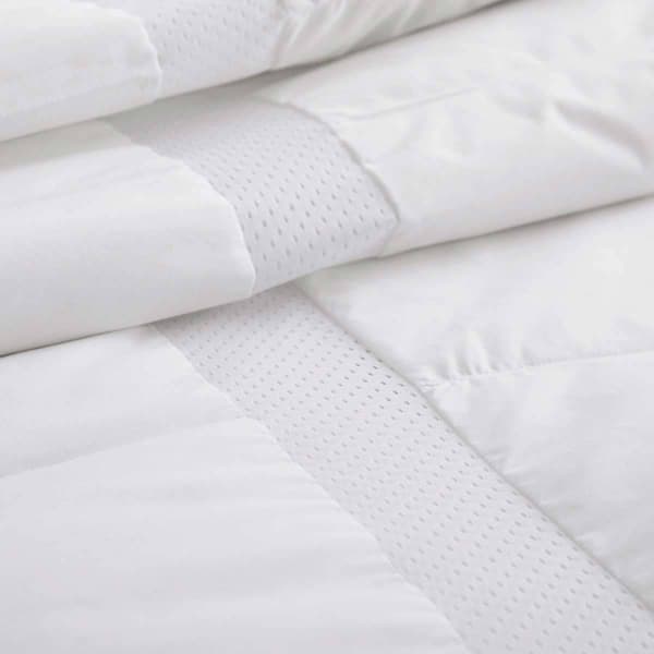 Puredown Lightweight Cooling Breathable White Down Comforter