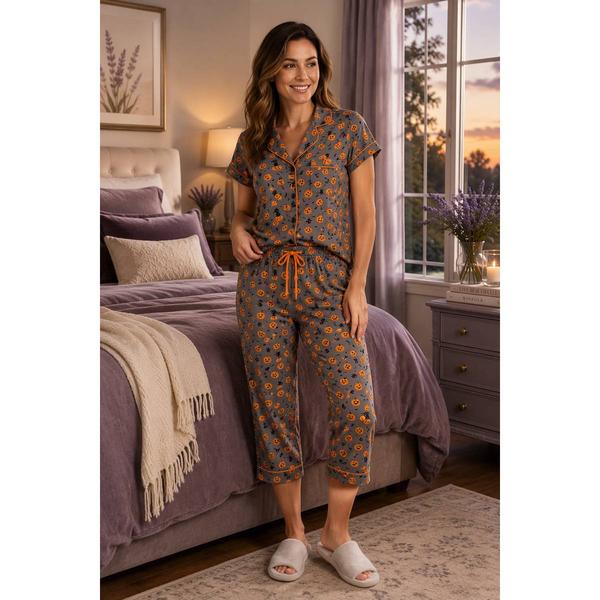Womens Pillow Talk Short Sleeve Halloween Cats Pajama Set
