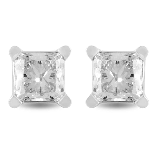 Nova Star(R) 10kt. 3/4ctw. Lab Grown Diamond Stud Earrings