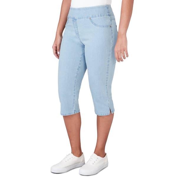 Petite Ruby Rd. Key Items Pull On Denim Capri Pants