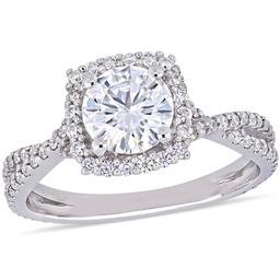 Diamond Classics(tm) 10kt. Round & Halo Set Engagement Ring