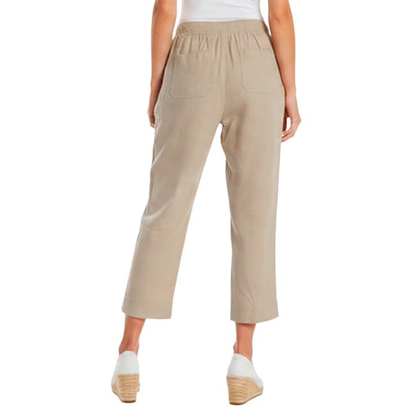 Plus Size Briggs Pull On Elastic Waist Solid Pocket Capris