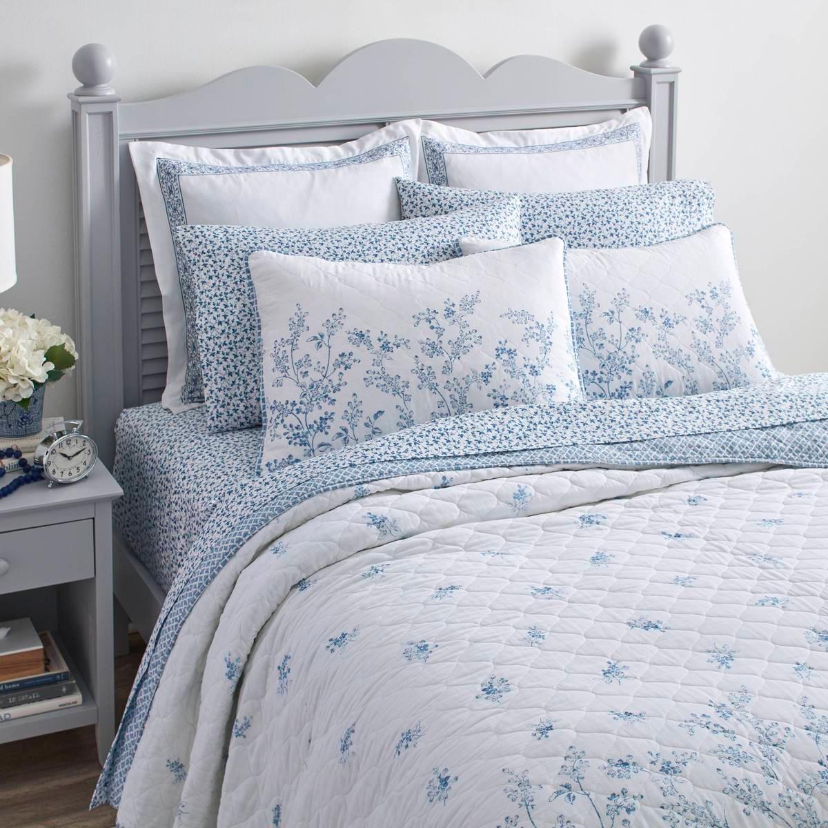 Laura Ashley® Flora 136 Thread Count Reversible Quilt Set