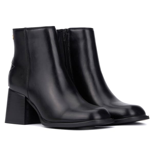 Womens Olivia Miller Star Ankle Boots