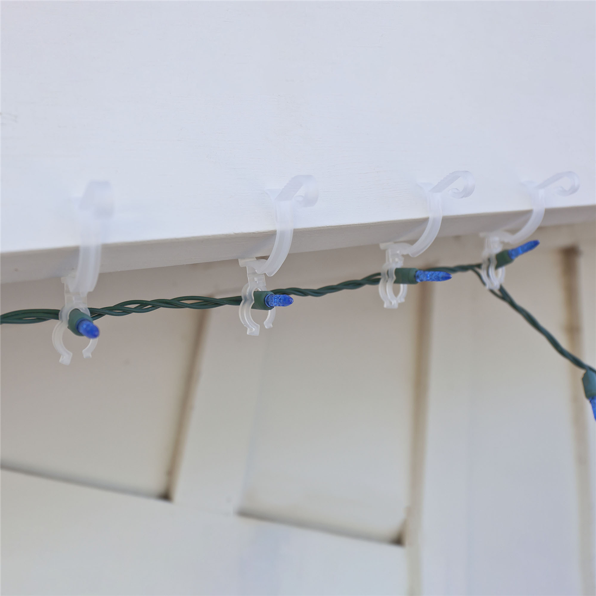 Simple Living 150pk. Clear Max Pro Anywhere Christmas Light Clips