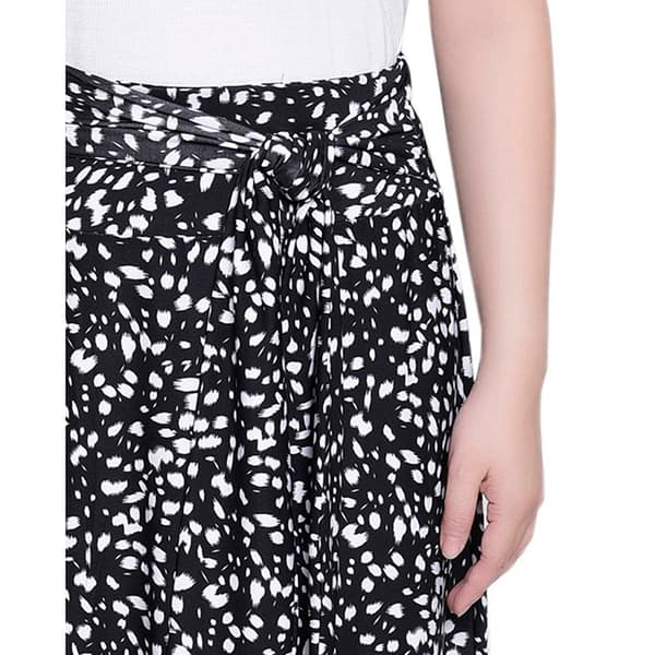Plus Size NY Collection Pull-On Abstract Dot Skirt