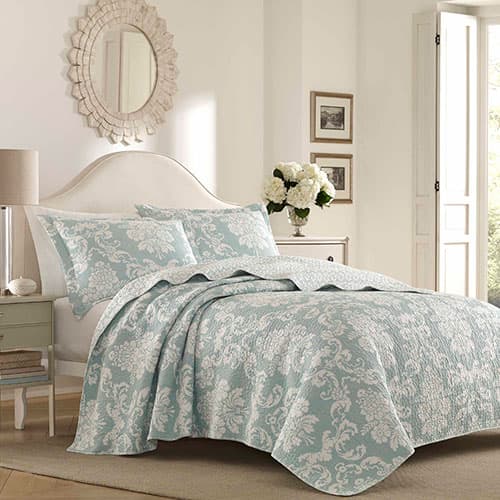 Laura Ashley(R) Venetia Quilt Set - image 