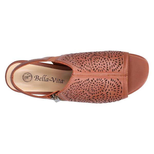 Womens Bella Vita Amiyah Wedge Sandals
