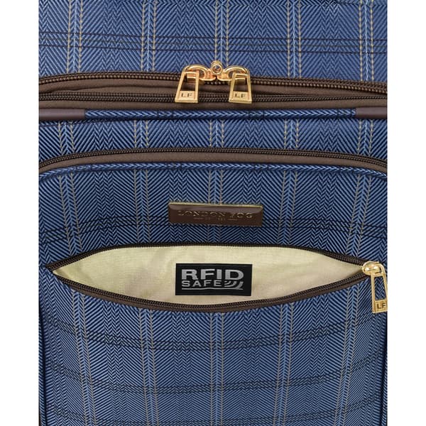 London Fog Brentwood II 20in. Spinner Luggage