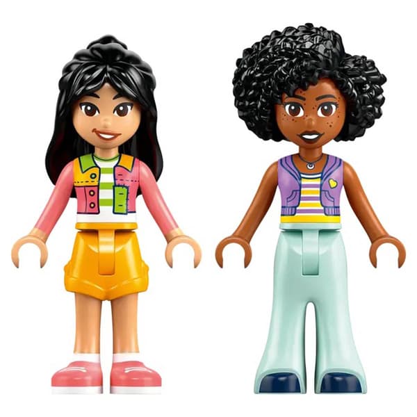 LEGO&#174; Friends Cotton Candy Stand & Scooter