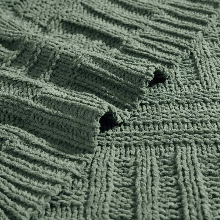 Tommy Bahama Chain Basket Cable Knit Throw