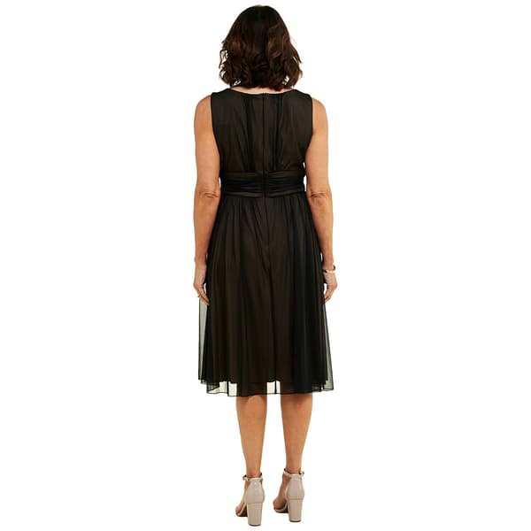 Petite Connected Apparel Sleeveless Solid Empire Waist Dress