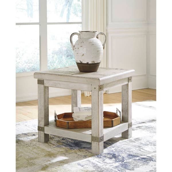 Signature Design by Ashley Carynhurst End Table