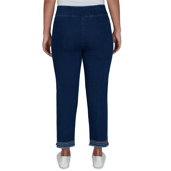 Petite Alfred Dunner Tuscany Pull On Aztec Embroidered Jeans
