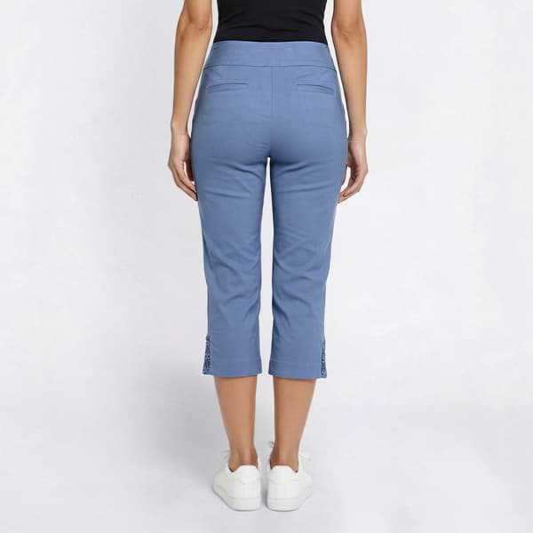 Petite Napa Valley 21in. Solid Lace Hem Capris